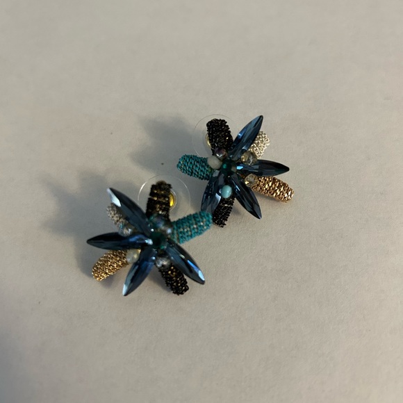 Blue crystal cluster earrings - Picture 5 of 5